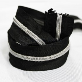 ZIPER PRETO COM DENTE PRATA