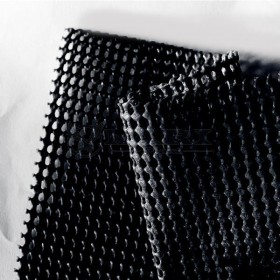 ANTIDERRAPANTE PRETO